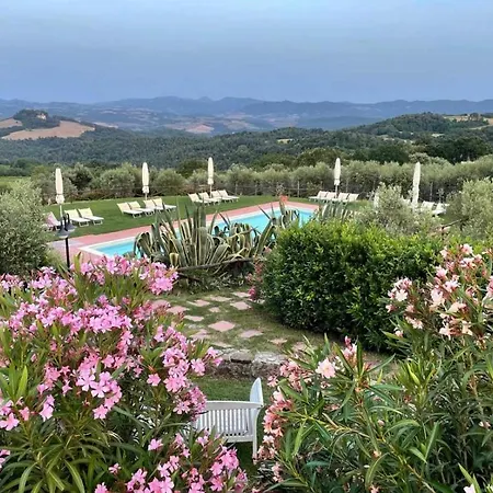 Relais Poggio Del Melograno Landsted *